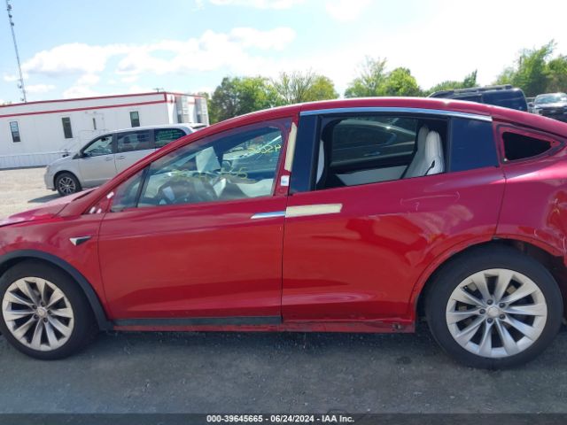 5YJXCBE26JF103731 Tesla Model X 100d/75d/p100d
