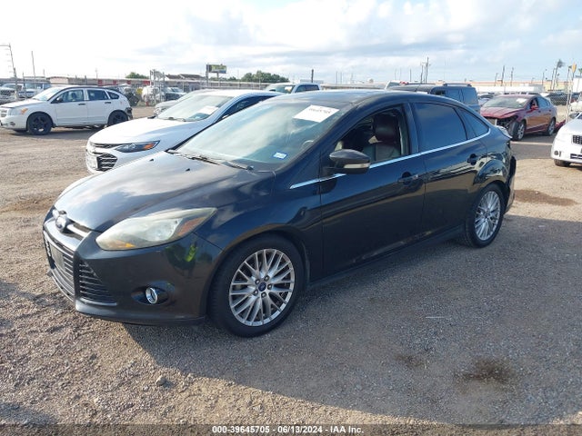 Ford Focus Titanium 2014 1FADP3J22EL175487 Image 2