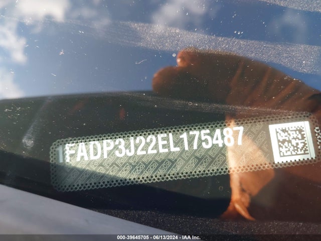 Ford Focus Titanium 2014 1FADP3J22EL175487 Image 9