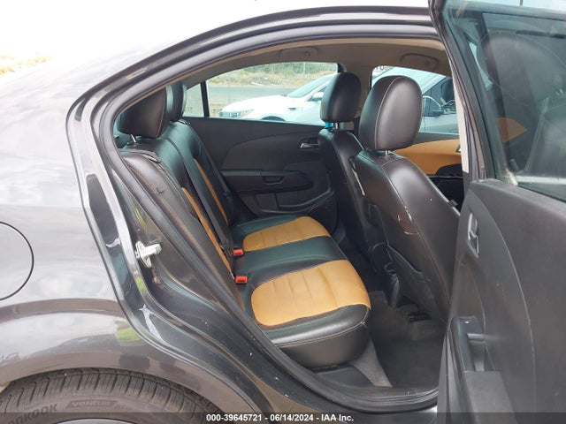 Chevrolet Sonic Ltz Auto 2016 1G1JE5SB7G4150023 Image 8