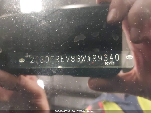 Toyota Rav4 Limited 2016 2T3DFREV8GW499340 Image 17