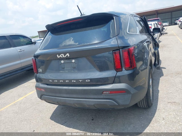 KIA SORENTO LX 2022 5XYRG4LC5NG116246 Image 16