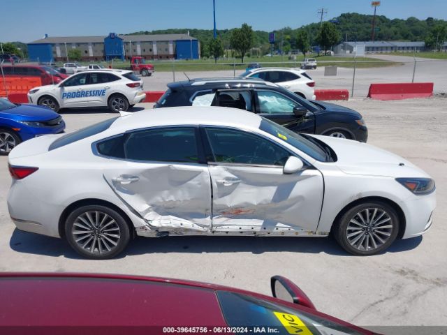 KNALB4J16K5171764 KIA Cadenza Premium
