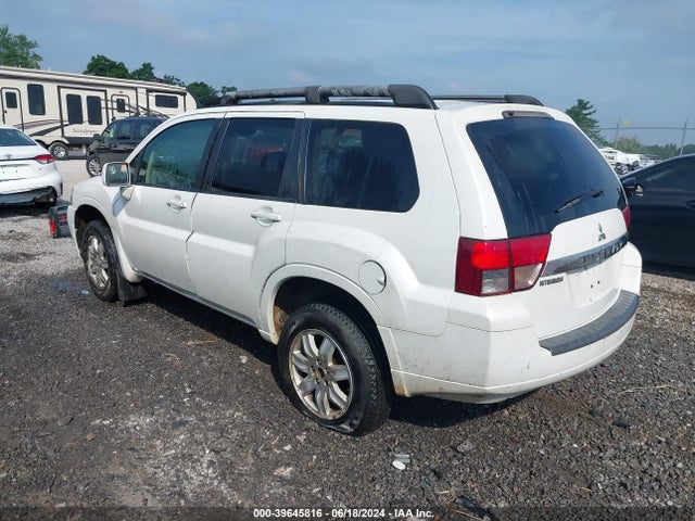 2011 MITSUBISHI ENDEAVOR 4A4JN2AS0BE025271 Photo 2