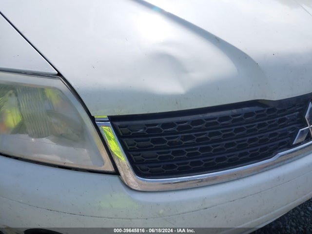2011 MITSUBISHI ENDEAVOR 4A4JN2AS0BE025271 Photo 5