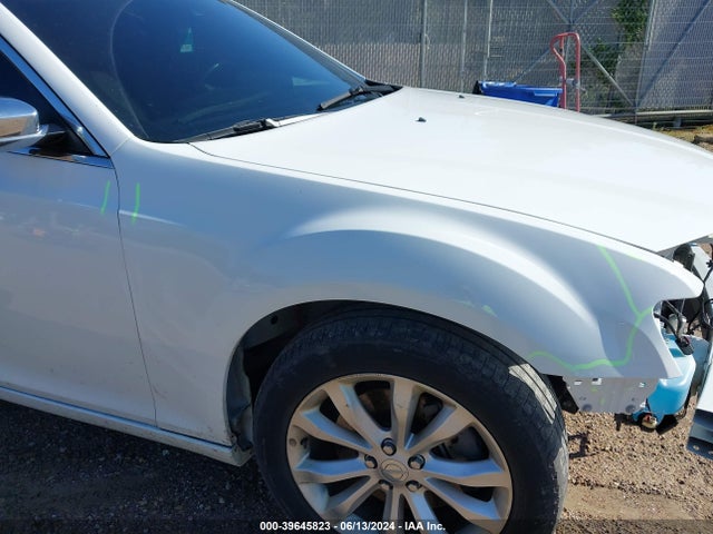 2C3CCAKGXFH868679 Chrysler 300c Awd
