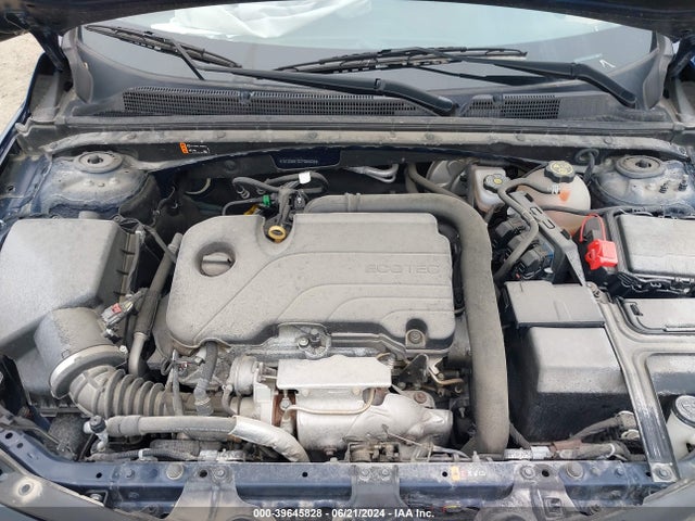 1G1ZD5ST2LF066835 Chevrolet Malibu Fwd Lt