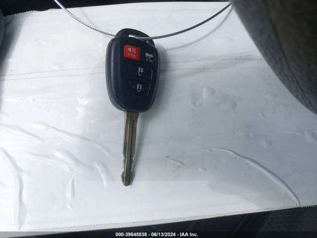 Toyota COROLLA LE 2019 5YFBURHE0KP889019 Image 11