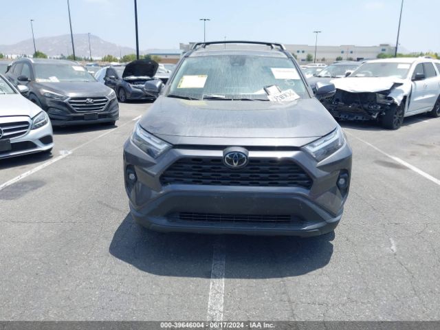 2T3C1RFV5NC196300 Toyota Rav4 Xle Premium