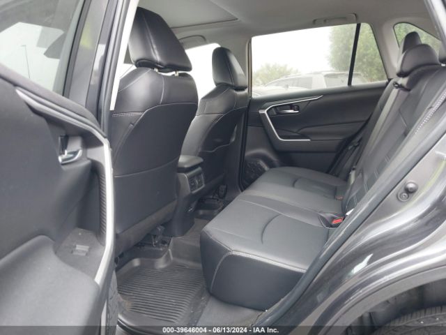 2T3C1RFV5NC196300 Toyota Rav4 Xle Premium