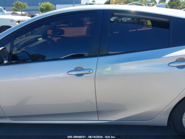 Toyota Prius Le 2022 JTDKAMFU7N3155755 Image 15