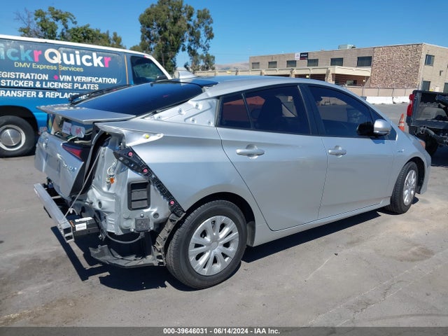 Toyota Prius Le 2022 JTDKAMFU7N3155755 Image 4