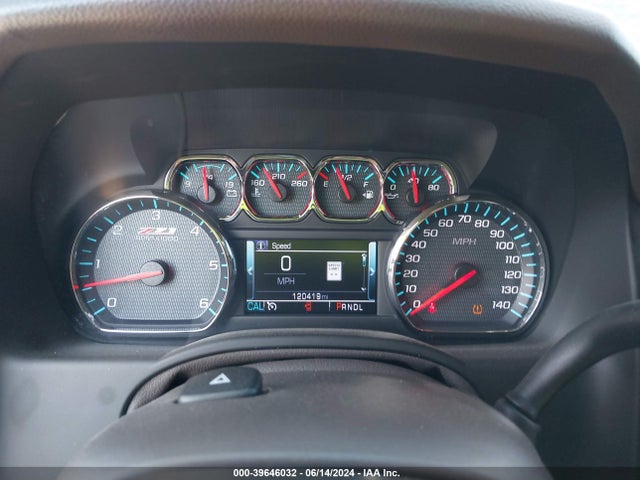 Chevrolet Suburban Lt 2018 1GNSKHKC4JR348400 Image 7