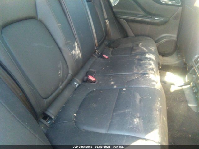 SADCJ2BV6HA883045 Jaguar F-pace 35t Premium