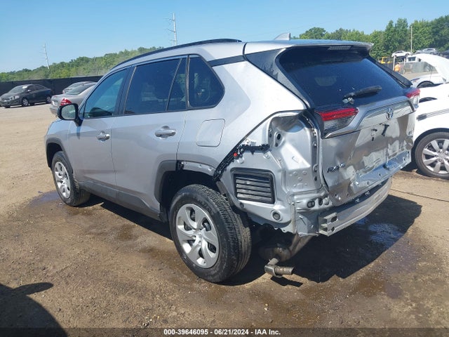 Toyota RAV4 LE 2021 2T3F1RFV2MC163668 Image 3