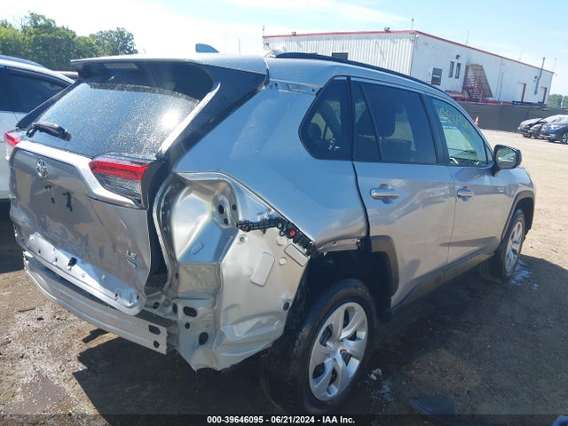 Toyota RAV4 LE 2021 2T3F1RFV2MC163668 Image 4