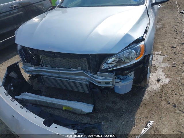 YV1612SC1F1189779 Volvo V60 T5 Premier Plus