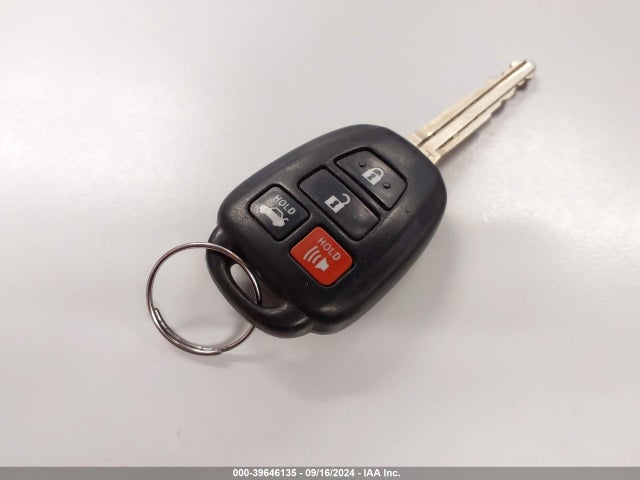 Toyota COROLLA LE 2019 2T1BURHEXKC238027 Image 11