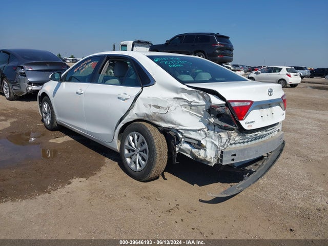 Toyota CAMRY LE 2016 4T4BF1FK9GR539923 Image 3