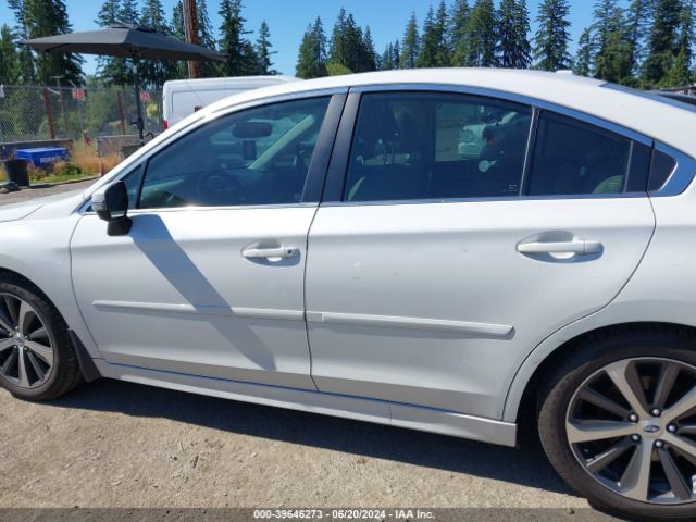 4S3BNAN65F3049795 Subaru Legacy 2.5i Limited