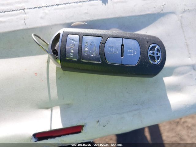 3MYDLBYV0KY510007 Toyota YARIS LE