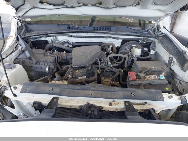 Toyota Tacoma Sr 2017 5TFSX5EN3HX052585 Image 10