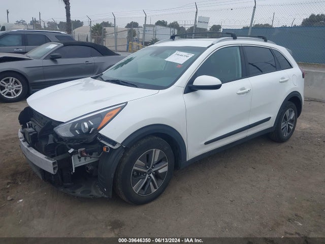 KIA Niro Lxs 2020 KNDCB3LC1L5448642 Image 2
