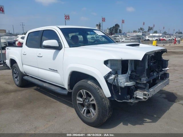 Toyota Tacoma Trd Sport 2018 3TMAZ5CNXJM064236 main image