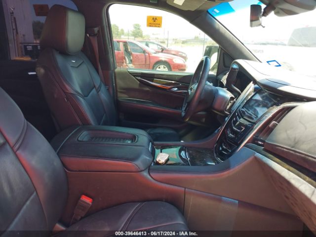 1GYS3DKJ7JR179092 Cadillac Escalade Platinum