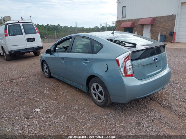 Toyota Prius Two 2014 JTDKN3DU7E1810543 Image 3