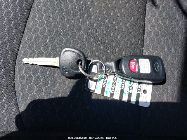 Hyundai ELANTRA SE 2020 5NPD74LF3LH588844 Image 11
