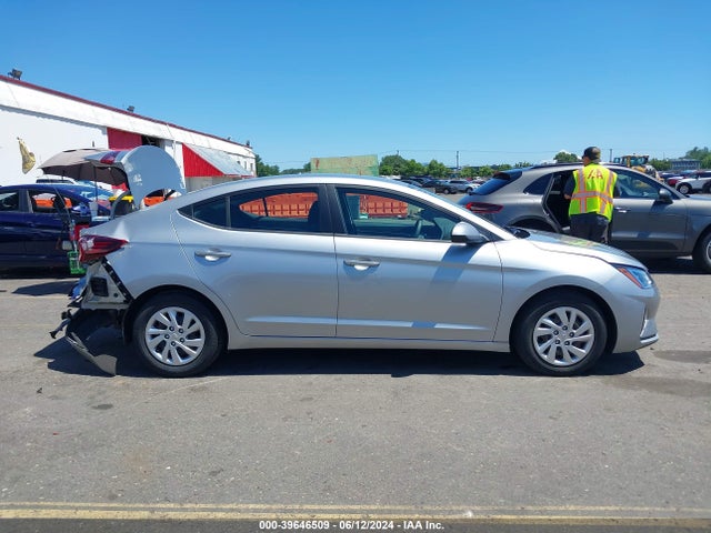 Hyundai ELANTRA SE 2020 5NPD74LF3LH588844 Image 13