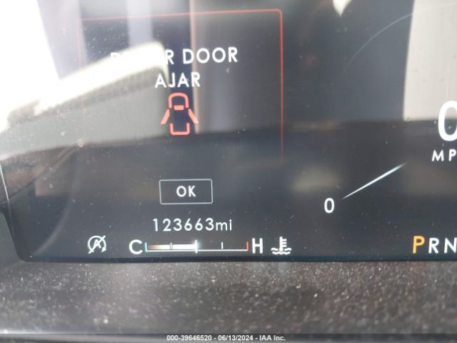 5LMJJ2HT3JEL02794 Lincoln Navigator Select