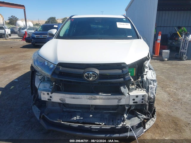 Toyota Highlander Se 2019 5TDJZRFH2KS608677 Image 13