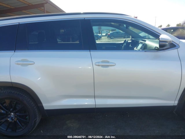 Toyota Highlander Se 2019 5TDJZRFH2KS608677 Image 14