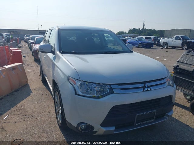 Mitsubishi Outlander Se 2015 JA4AD3A3XFZ004980 Image 1
