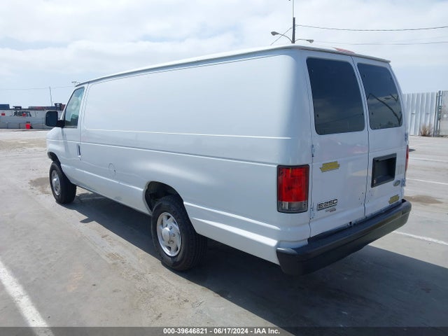 Ford E-250 Commercial 2014 1FTNS2EL0EDA07402 Image 3