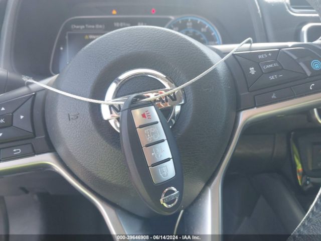 1N4BZ1CP7KC313275 Nissan Leaf Sv Plus