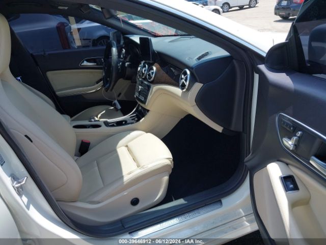 WDDSJ4EB0JN537047 Mercedes-Benz CLA 250