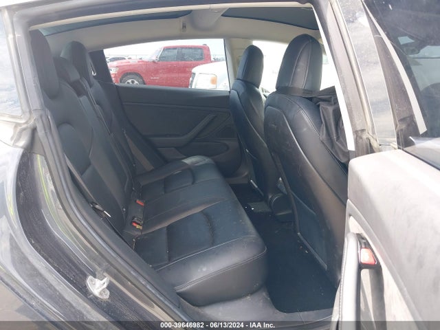 5YJ3E1EB1JF068681 Tesla Model 3 Long Range/performance