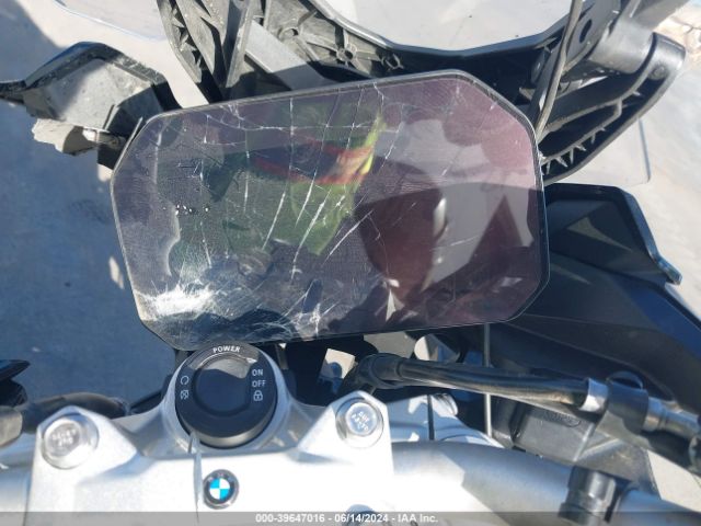 2023 BMW F 900 WB10K2303P6H45401 Photo 6