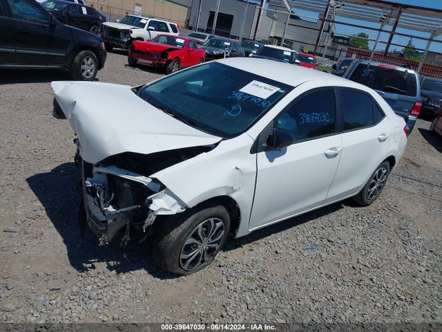 Toyota COROLLA L 2015 5YFBURHE4FP348724 Image 2