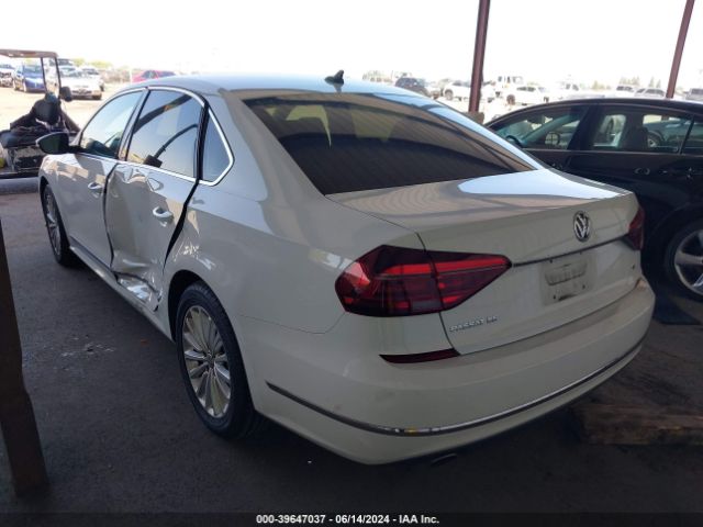 1VWBT7A38HC058575 Volkswagen Passat 1.8t Se