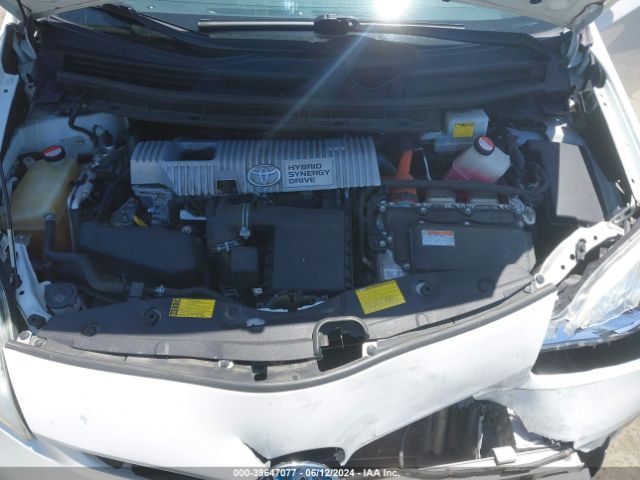 JTDKN3DU7E0384018 Toyota Prius Two