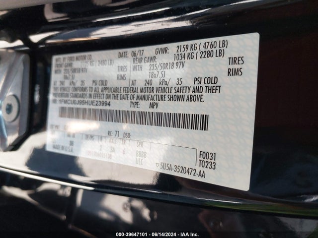Ford Escape Titanium 2017 1FMCU0J95HUE23994 Image 9