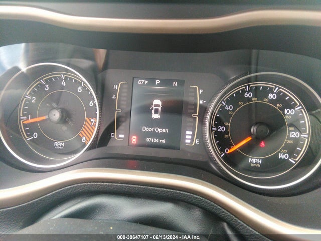 1C4PJMCS1FW764297 Jeep Cherokee Latitude Altitude