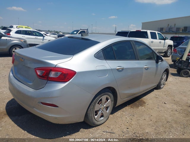 Chevrolet Cruze Ls Auto 2017 1G1BC5SM6H7272268 Image 4