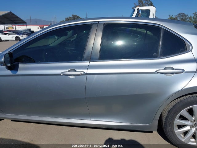 Toyota CAMRY LE 2018 JTNB11HK3J3046452 Image 15