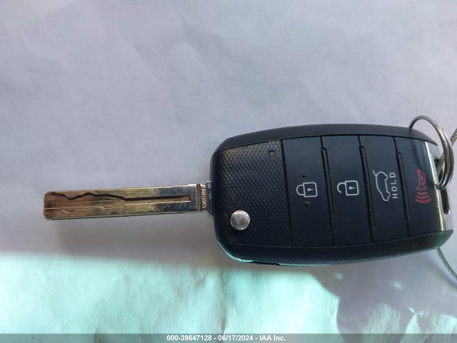 KIA SOUL + 2018 KNDJP3A52J7891171 Image 11