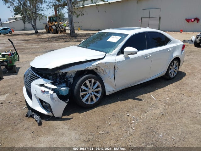 Lexus IS 250 2014 JTHBF1D28E5030820 Image 2